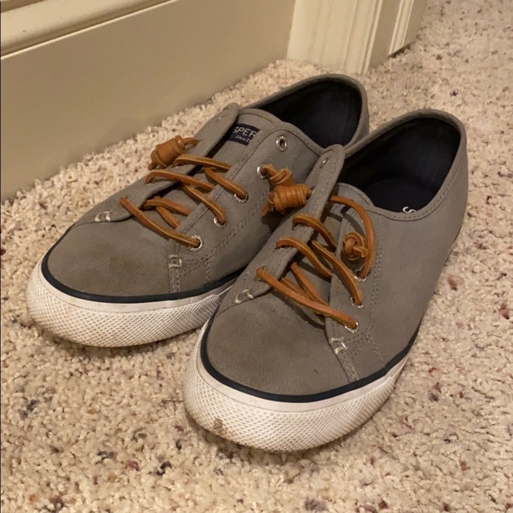 Sperry Sneakers